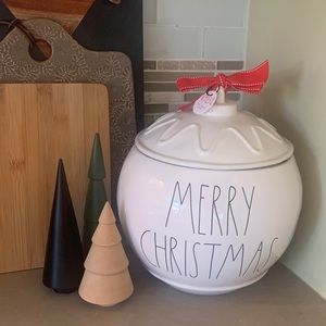 Rae Dunn Cookie Jar, Merry Christmas, NWT